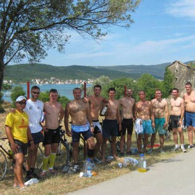 1012846 684204094928083 747498357 N