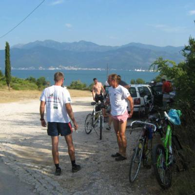 934994 684204701594689 476004938 N